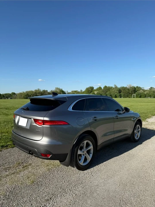2020 Jaguar F-Pace - Image 4 of 13