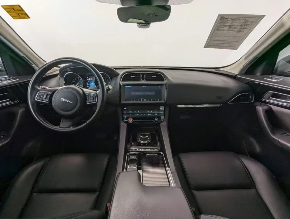 2020 Jaguar F-Pace - Image 2 of 12