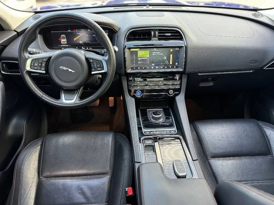 2020 Jaguar F-Pace - Image 12 of 20
