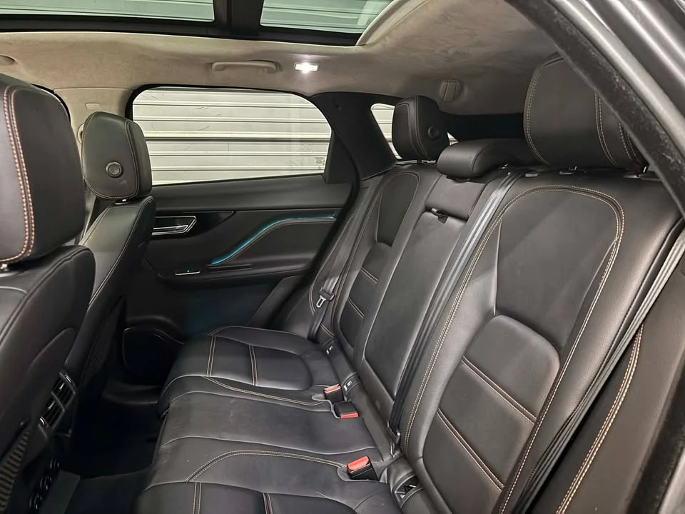2020 Jaguar F-Pace - Image 14 of 19