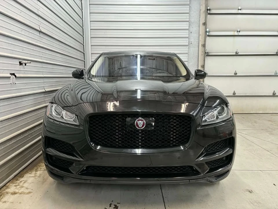 2020 Jaguar F-Pace - Image 2 of 19