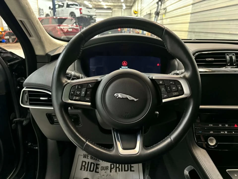 2020 Jaguar F-Pace - Image 7 of 19