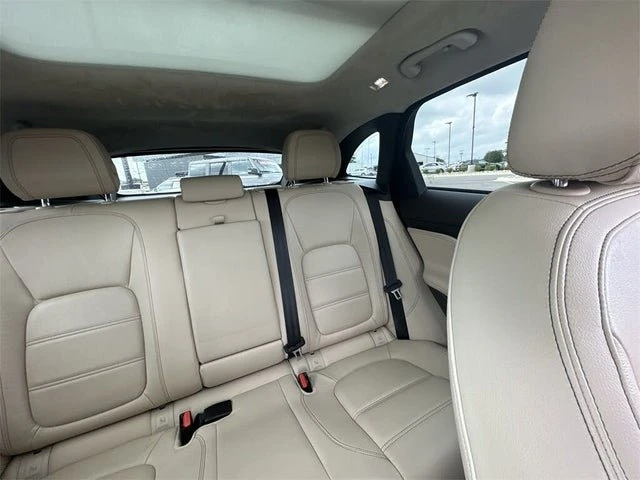 2020 Jaguar F-Pace - Image 14 of 20