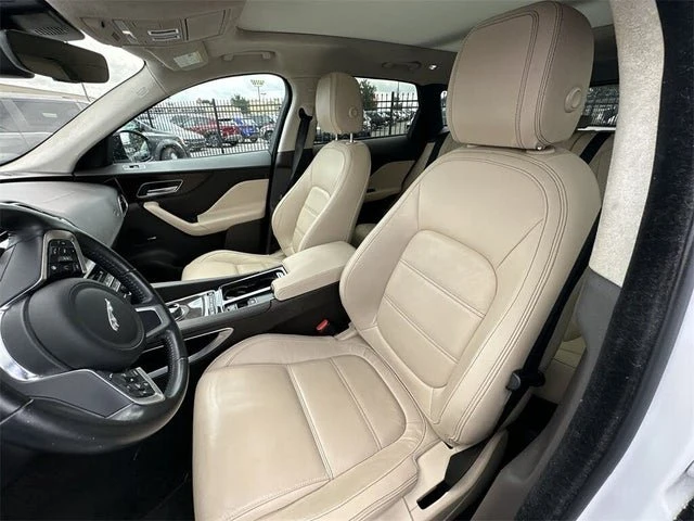 2020 Jaguar F-Pace - Image 17 of 20