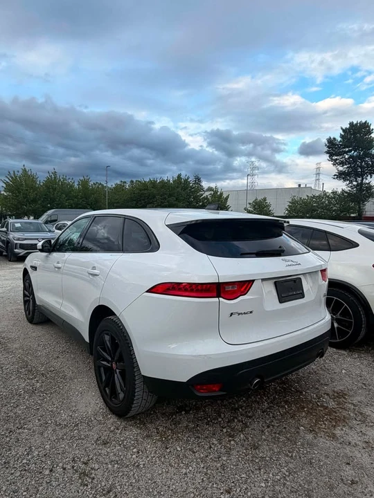 2020 Jaguar F-Pace - Image 2 of 3