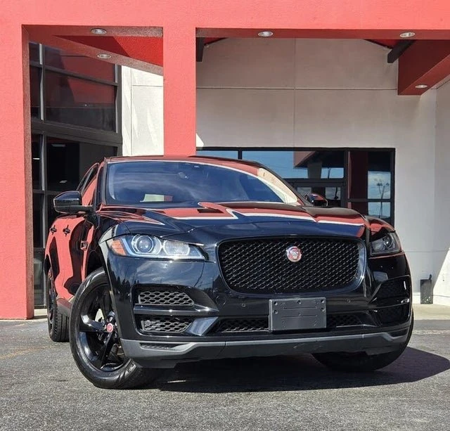 2020 Jaguar F-Pace - Image 8 of 16