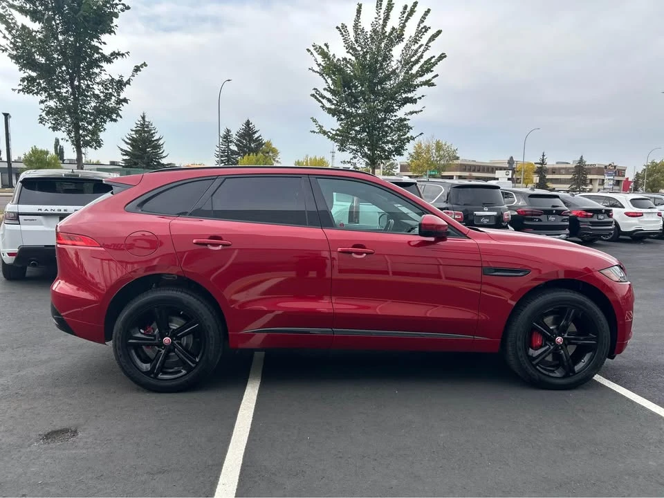 2020 Jaguar F-Pace - Image 4 of 19