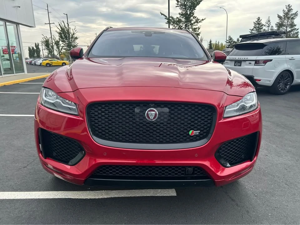 2020 Jaguar F-Pace - Image 2 of 19