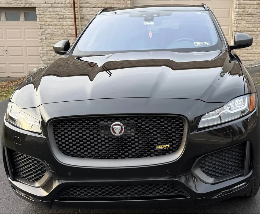 2020 Jaguar F-Pace - Image 2 of 14