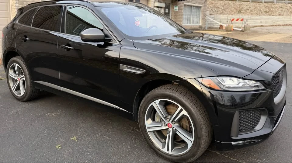 2020 Jaguar F-Pace - Image 3 of 14