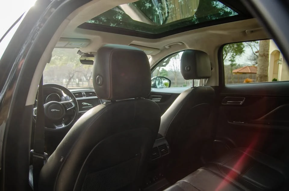 2020 Jaguar F-Pace - Image 11 of 20