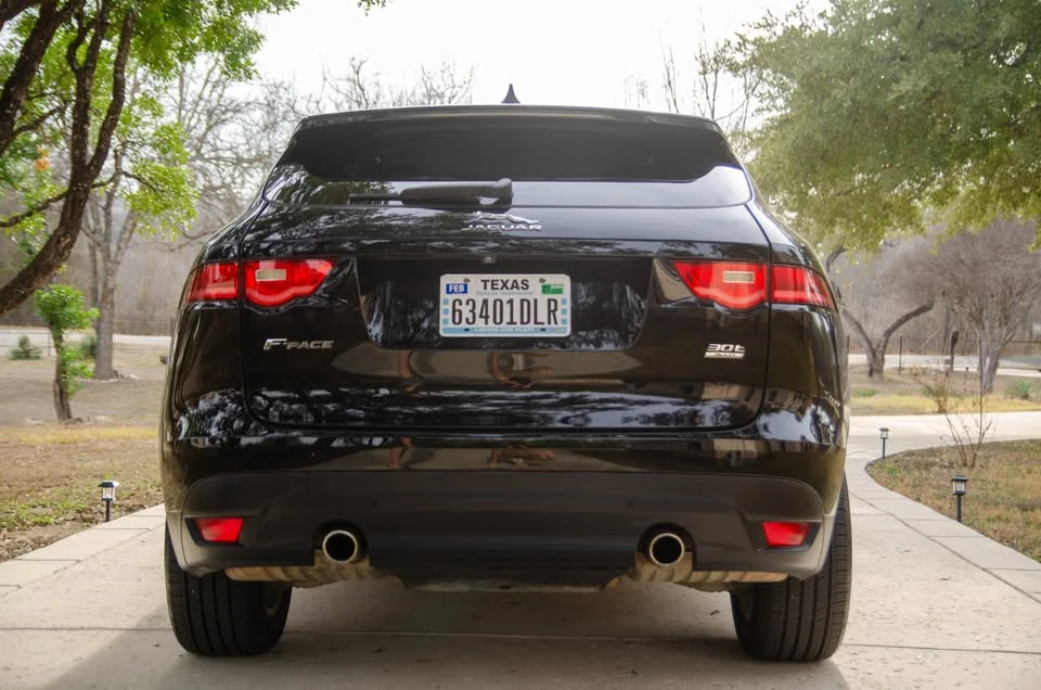 2020 Jaguar F-Pace - Image 6 of 20