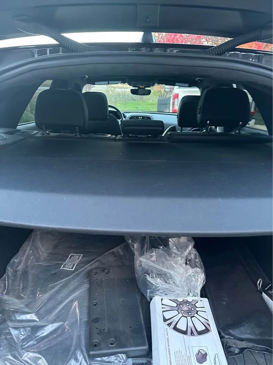2020 Jaguar F-Pace - Image 10 of 18
