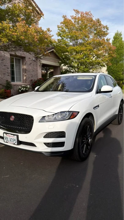 2020 Jaguar F-Pace - Image 2 of 16