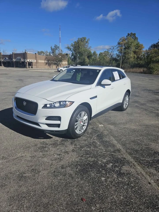 2020 Jaguar F-Pace - Image 5 of 9