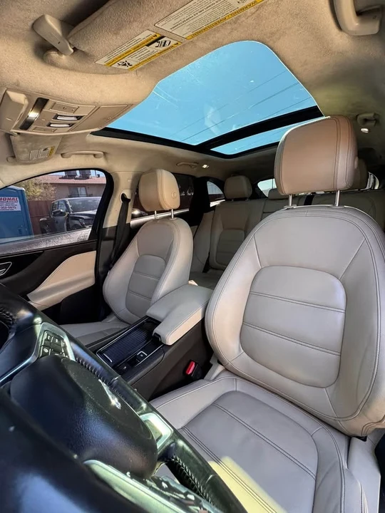 2020 Jaguar F-Pace - Image 3 of 10