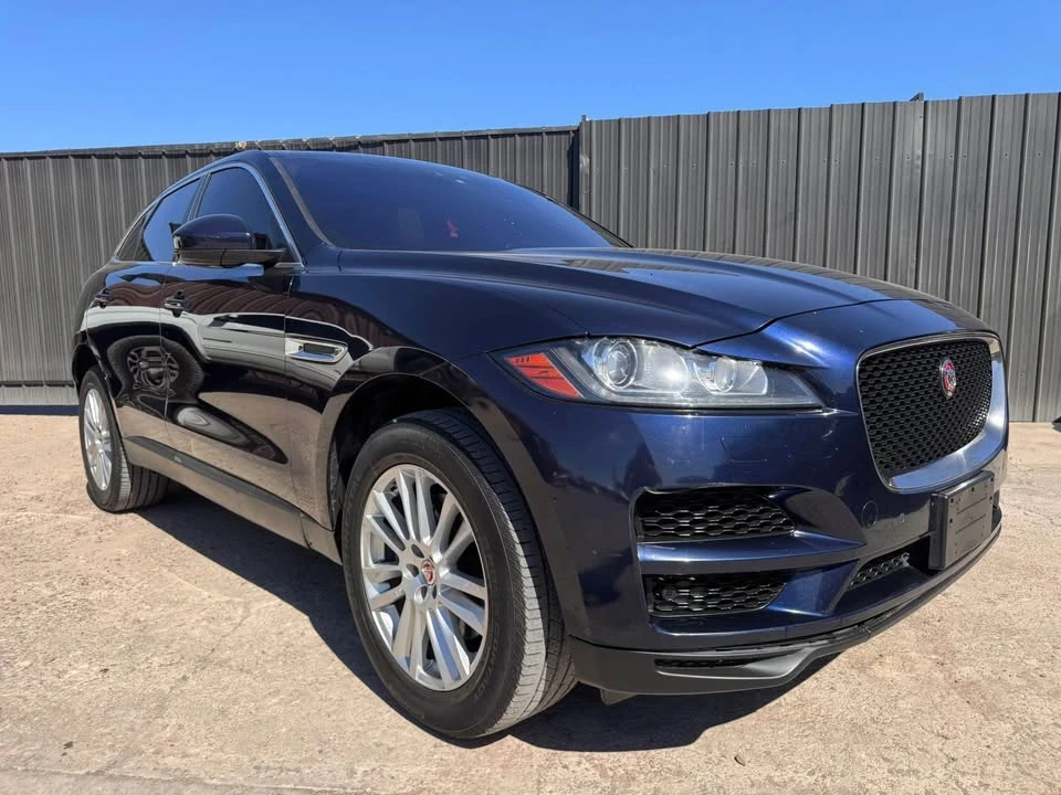 2020 Jaguar F-Pace - Image 2 of 10