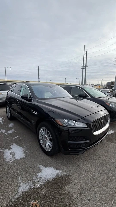 2020 Jaguar F-Pace - Image 2 of 7