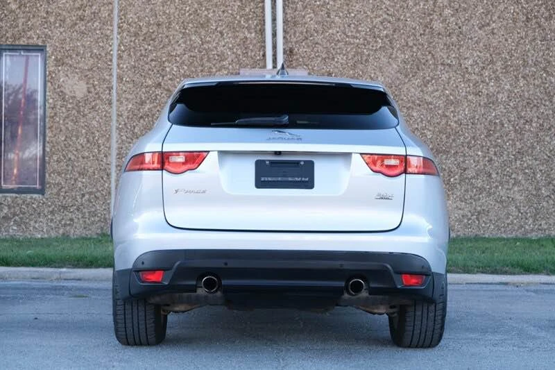 2020 Jaguar F-Pace - Image 2 of 11