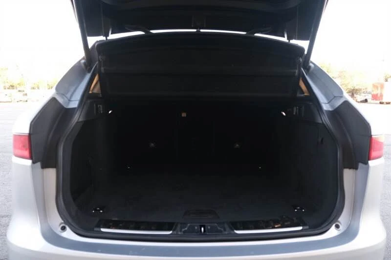 2020 Jaguar F-Pace - Image 11 of 11