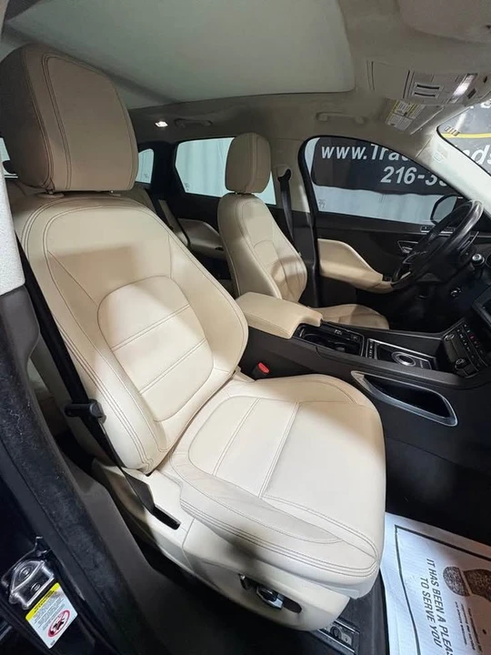 2020 Jaguar F-Pace - Image 12 of 15