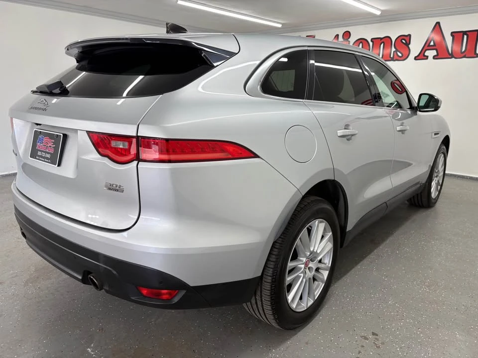 2020 Jaguar F-Pace - Image 4 of 19