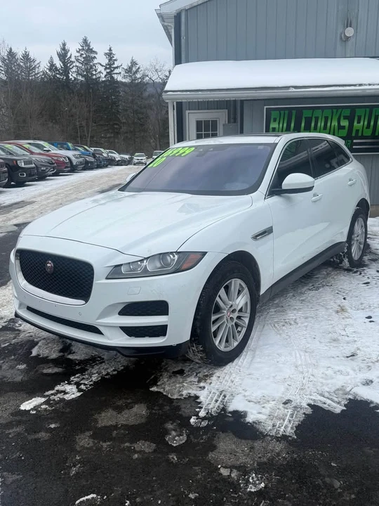 2020 Jaguar F-Pace - Image 3 of 6