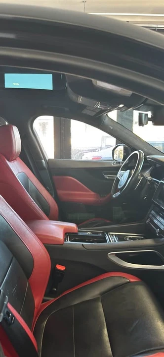 2020 Jaguar F-Pace - Image 6 of 7