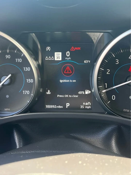 2020 Jaguar F-Pace - Image 8 of 16