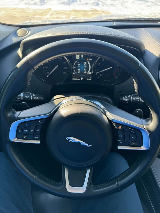 2020 Jaguar F-Pace - Image 11 of 11