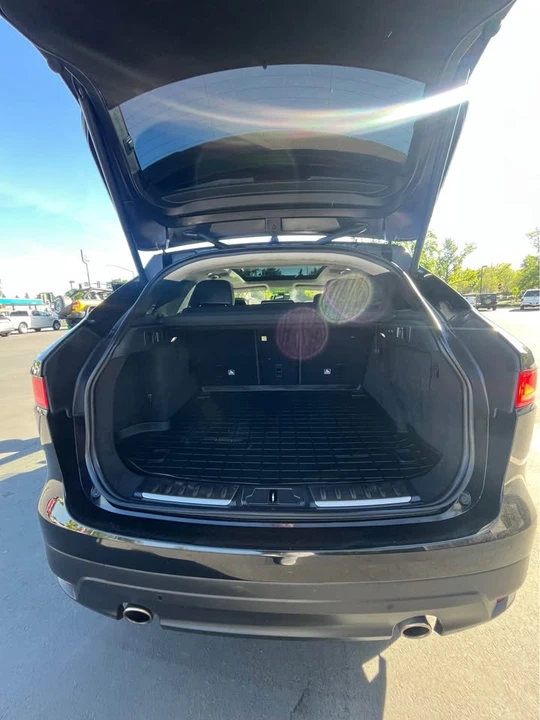2020 Jaguar F-Pace - Image 14 of 16