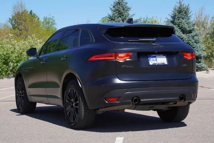 2020 Jaguar F-Pace - Image 5 of 20