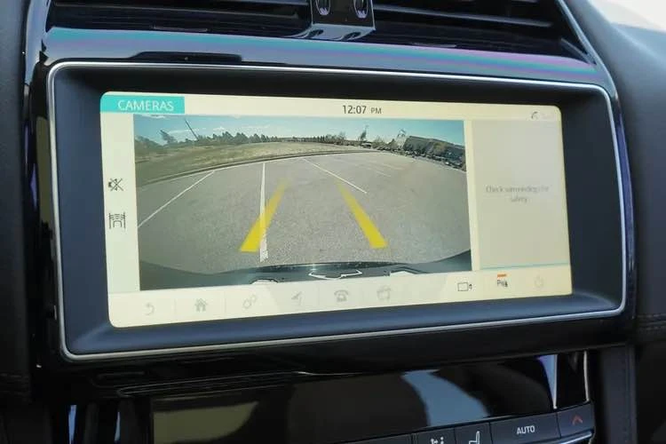 2020 Jaguar F-Pace - Image 19 of 20