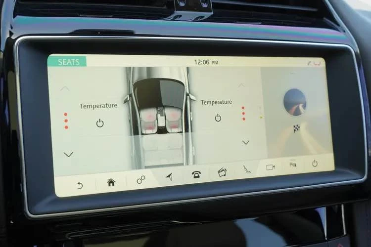2020 Jaguar F-Pace - Image 17 of 20