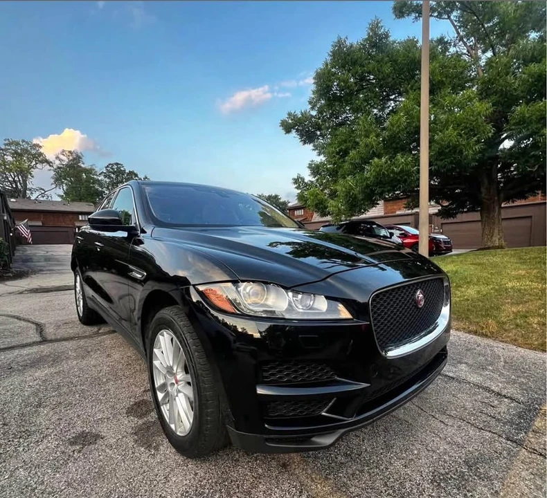 2020 Jaguar F-Pace - Image 7 of 15