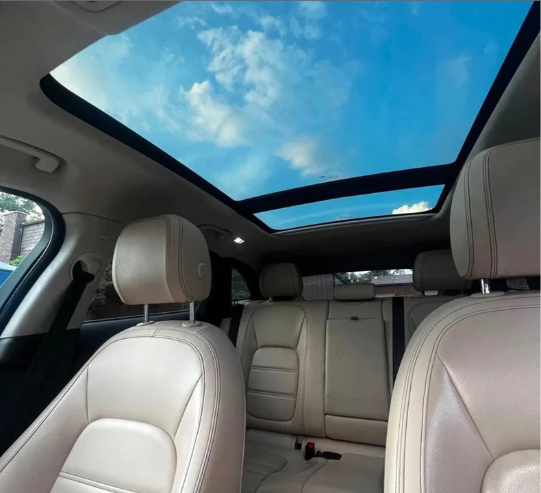 2020 Jaguar F-Pace - Image 12 of 15