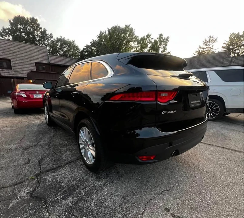 2020 Jaguar F-Pace - Image 4 of 15