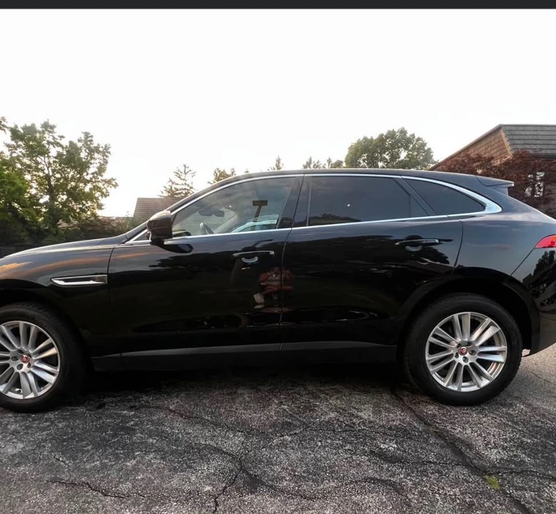 2020 Jaguar F-Pace - Image 3 of 15