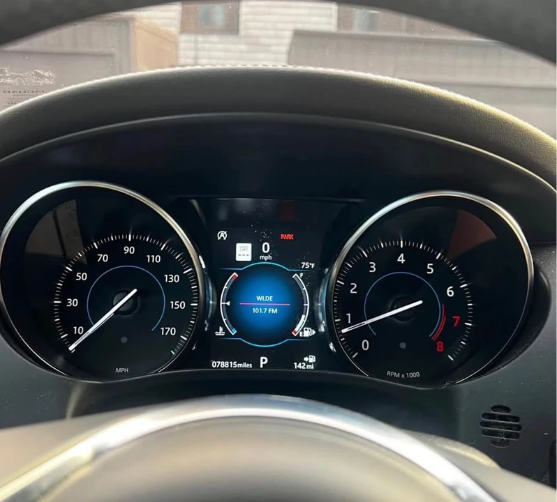 2020 Jaguar F-Pace - Image 10 of 15