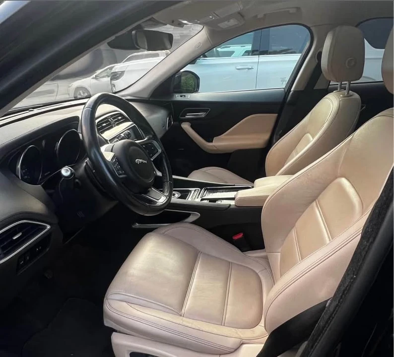 2020 Jaguar F-Pace - Image 9 of 15