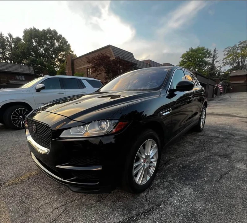 2020 Jaguar F-Pace - Image 2 of 15