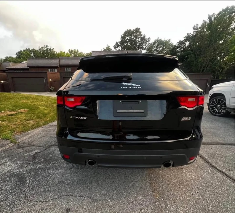 2020 Jaguar F-Pace - Image 5 of 15