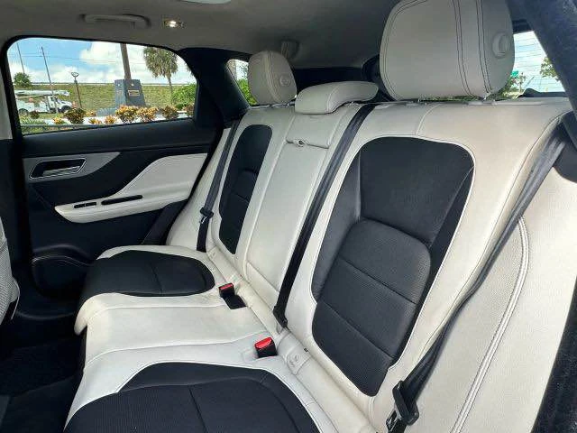 2020 Jaguar F-Pace - Image 10 of 12