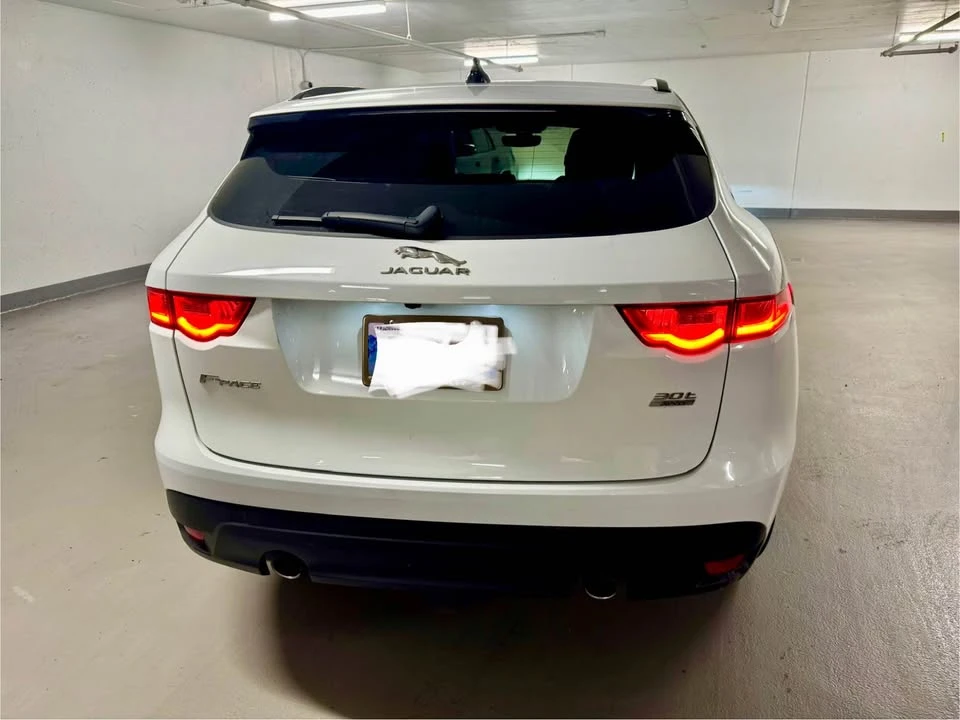 2020 Jaguar F-Pace - Image 9 of 20