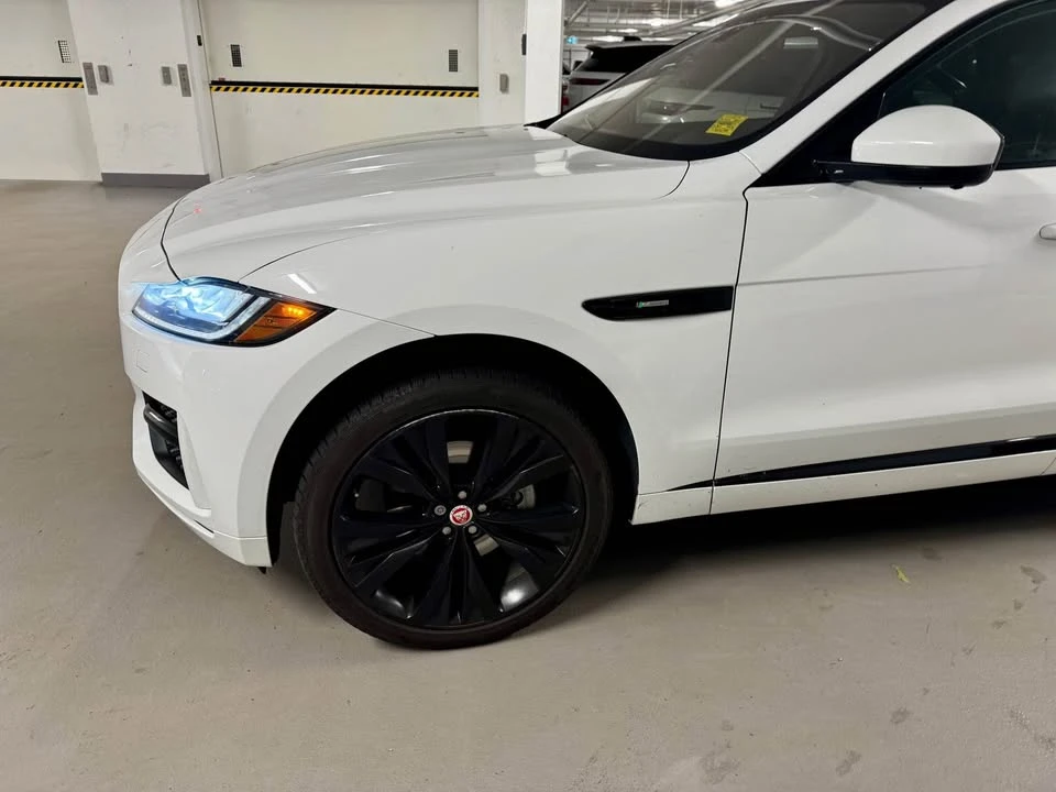 2020 Jaguar F-Pace - Image 2 of 20