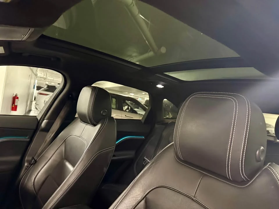 2020 Jaguar F-Pace - Image 13 of 20