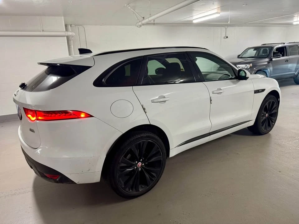 2020 Jaguar F-Pace - Image 7 of 20