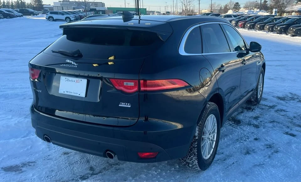 2020 Jaguar F-Pace - Image 2 of 17