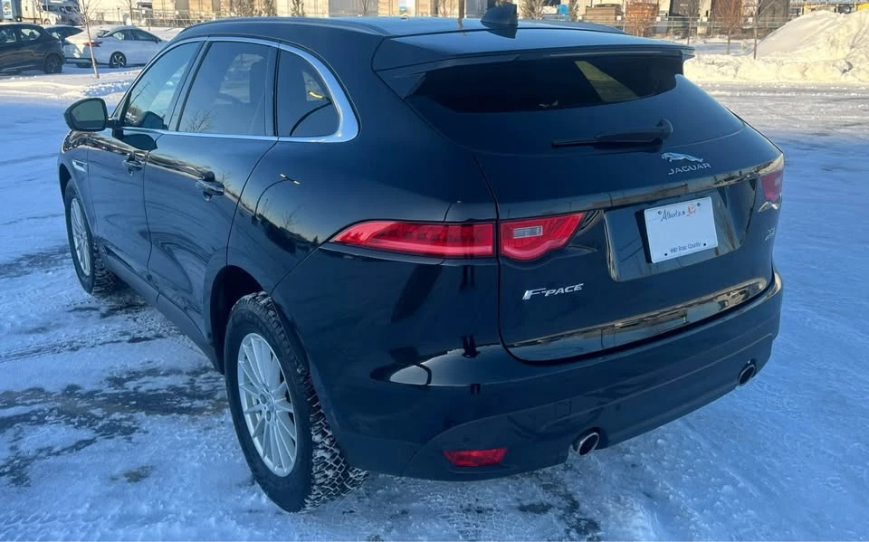 2020 Jaguar F-Pace - Image 4 of 17