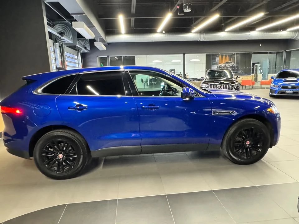 2020 Jaguar F-Pace - Image 5 of 17